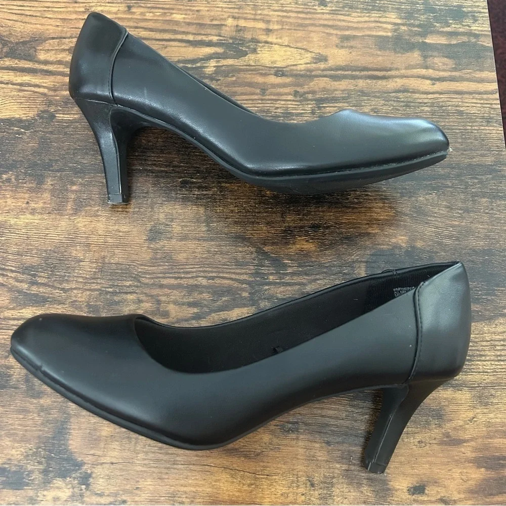 🦋 Time and Tru Black Heels Classic Office Formal Neutral Basic 10